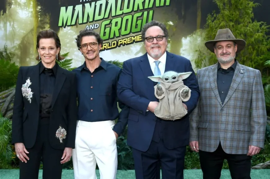 Jon Favreau Splits Early Reactions on Mandalorian Movie with 2019 Return