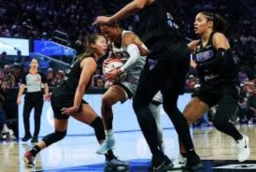 Rickea Jackson drives Chicago offense with 18.5-point start