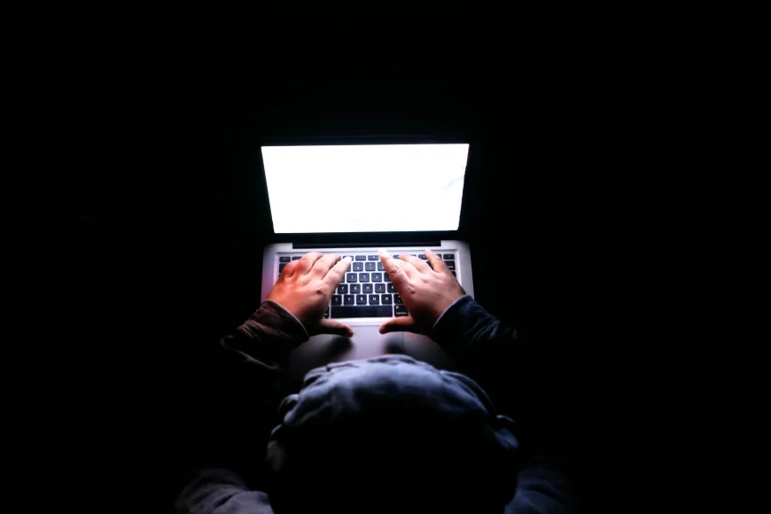 Joe Tidy Traces Vaastamo Cybercrime Through Julius Kivimäki
