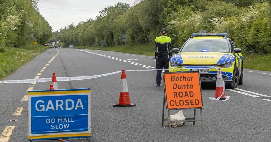 Donegal crash kills two men and injures four at Clar