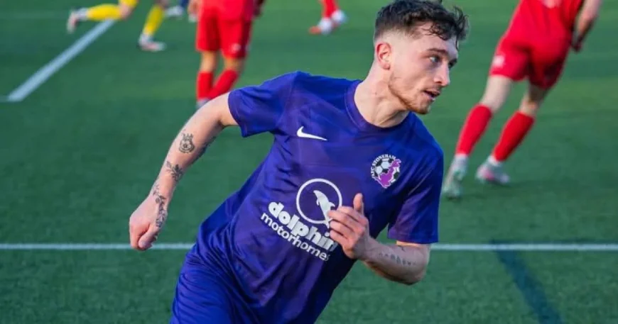 Afc Stoneham Face Cockfosters With Nagle Dreaming of Wembley
