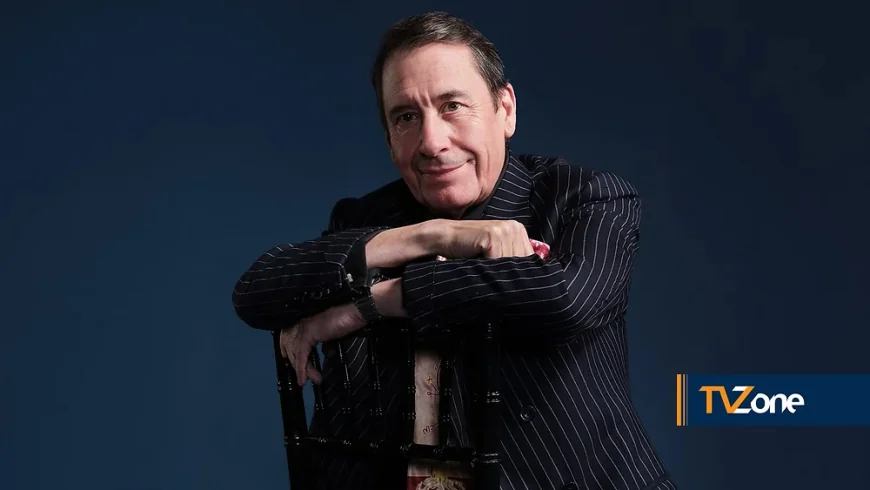 Jools Holland Reunites With Squeeze for First Time Since 1990
