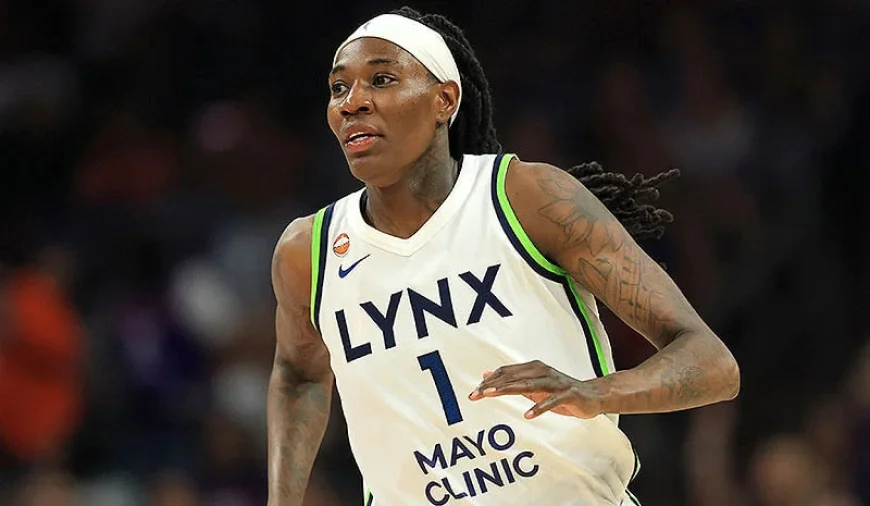Natasha Howard Powers Chicago Sky-Lynx Low-Score Angle