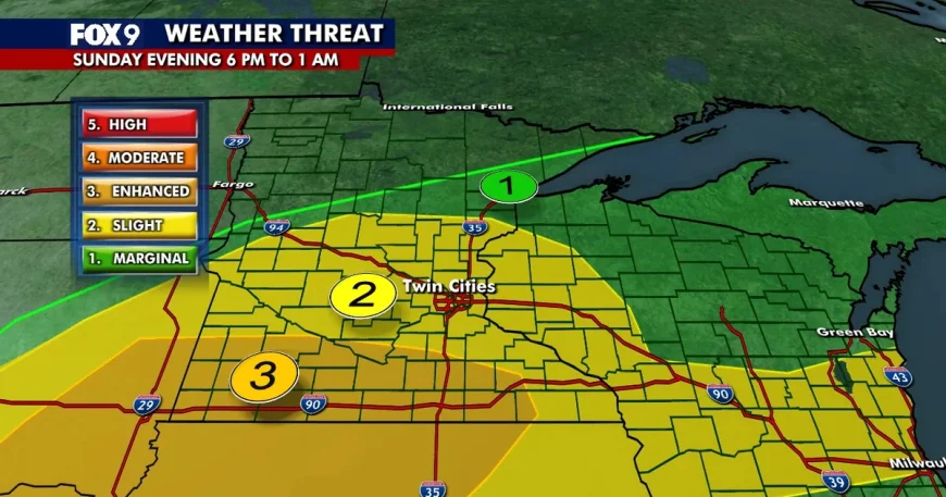 National Weather Service reports short rope tornado southwest of Mankato — Tornado Near Me
