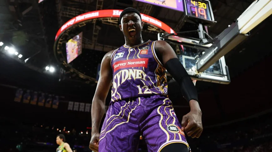 New Zealand Breakers sign Kouat Noi on two-year deal