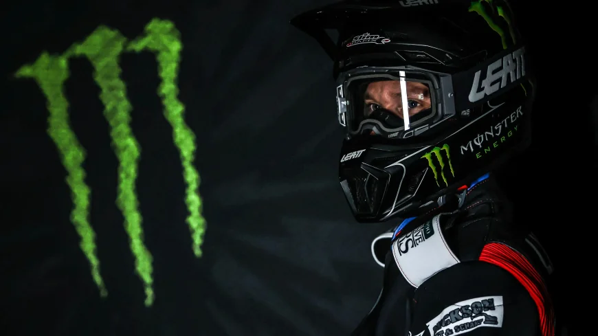Fredrik Lindgren Taken to Hospital After Third-Heat Crash