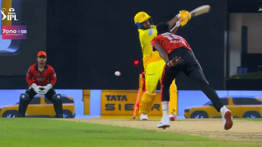 Sakib Hussain Dismisses Urvil Patel for 13 in Fifth Over