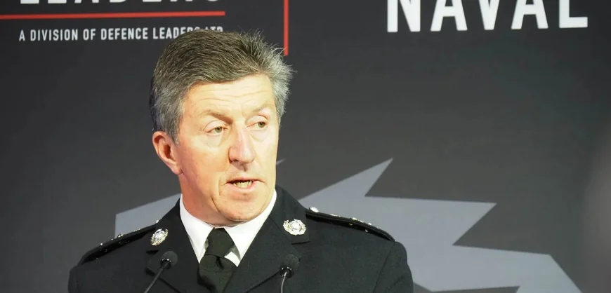 Gwyn Jenkins rejects bigger warships in Navy Lookout speech