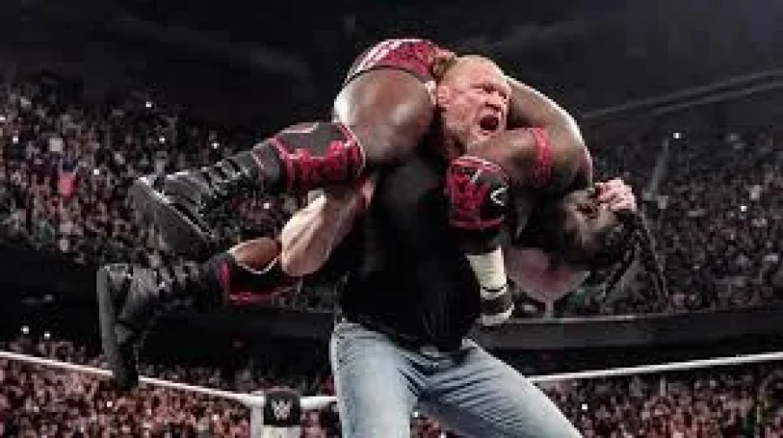 Brock Lesnar Wwe Raw Return Ends With Four F-5s on Oba Femi