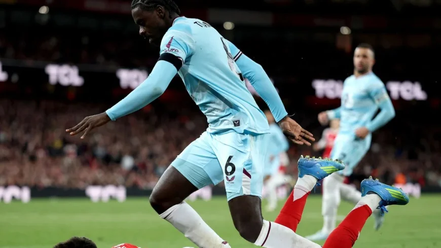Piero Hincapie’s wardrobe mishap leaves Arsenal F.c smiling 1-0