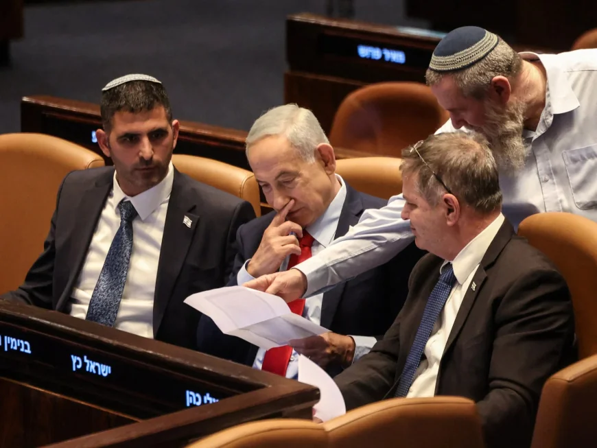 Netanyahu Faces Knesset Dissolution Vote After Coalition Split