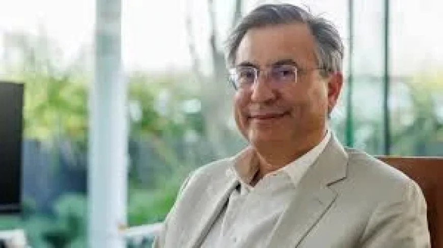 Chris Hohn Gives £1.438 Billion, First British Billionaire to Pass £1 Billion