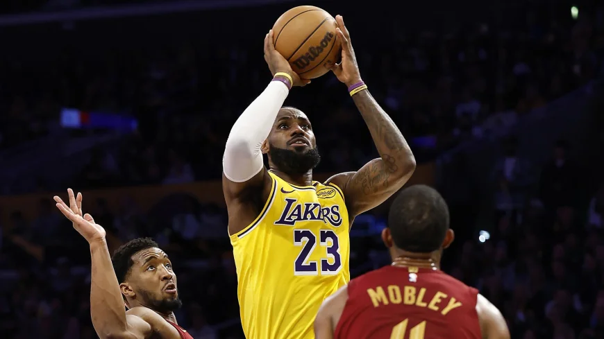 LeBron James Likes Cleveland Return Post as Cavaliers Rumors Grow — Cleveland Cavaliers Lebron James