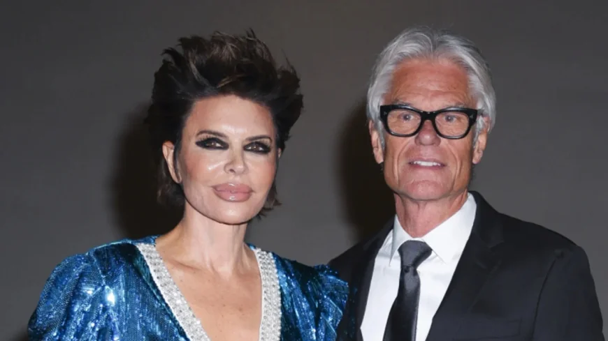 Lisa Rinna Debuts Curly Blonde Pixie at 2025 Premiere