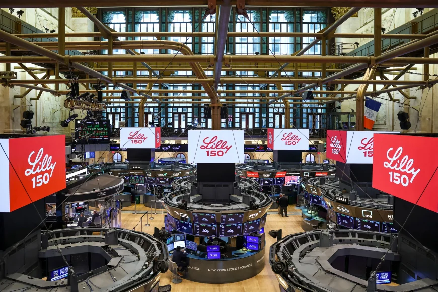Seven Eli Lilly Stock Buys Worth Up to $680,000 Surface