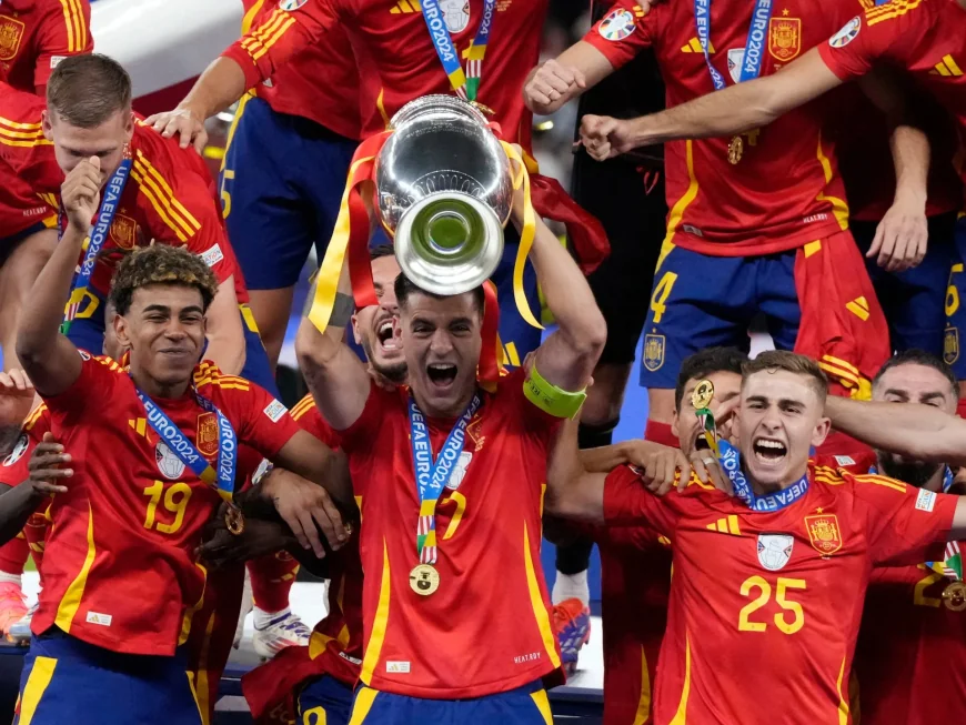 Luis de la Fuente Sets 26-Man Spain World Cup Squad