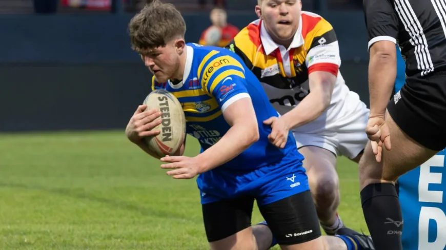 Tom Richardson Scores Three as Leeds Rhinos Beat Huddersfield 34-6 in Rhinos Vs Giants