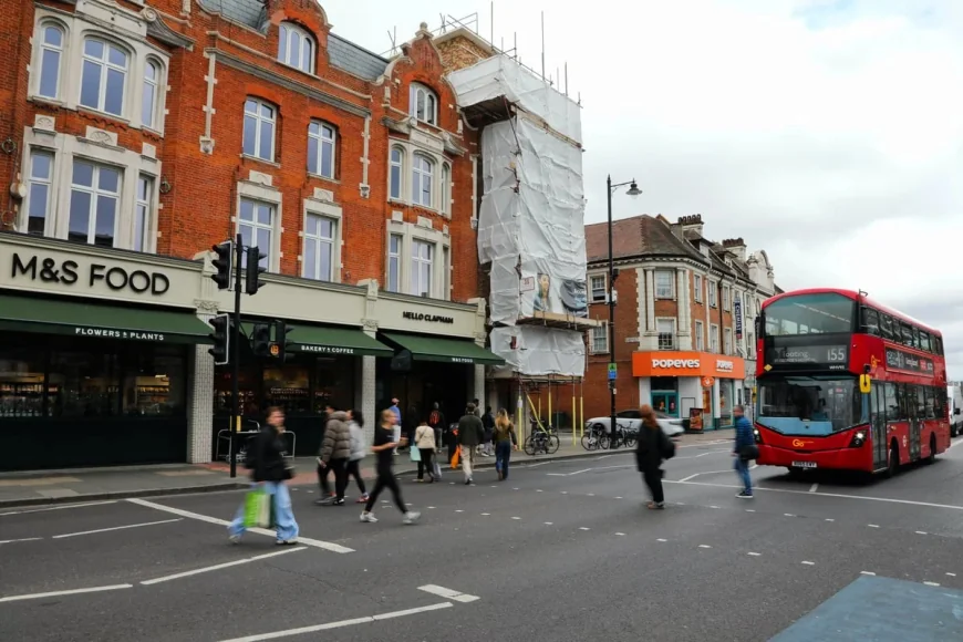 Clapham High Street crash kills man in his 70s