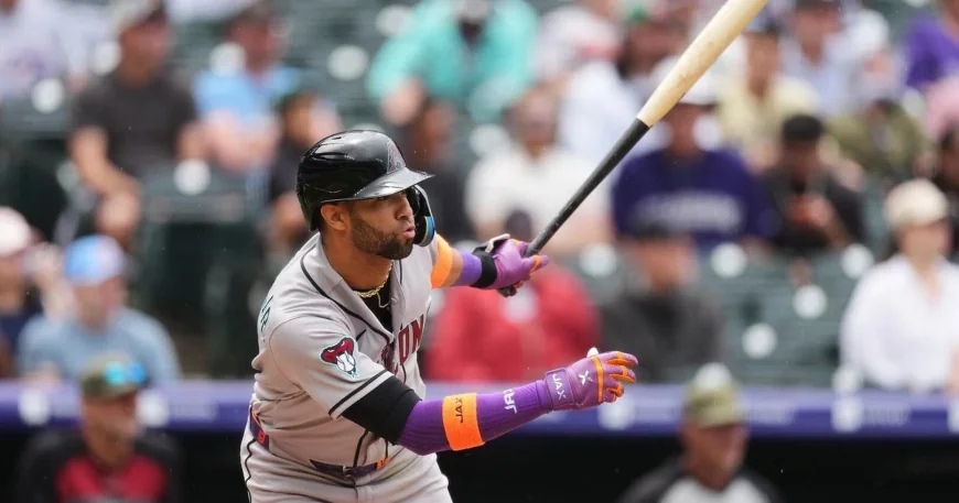 Gurriel Jr. Exits With Hamstring Tightness in Rockies - Dbacks