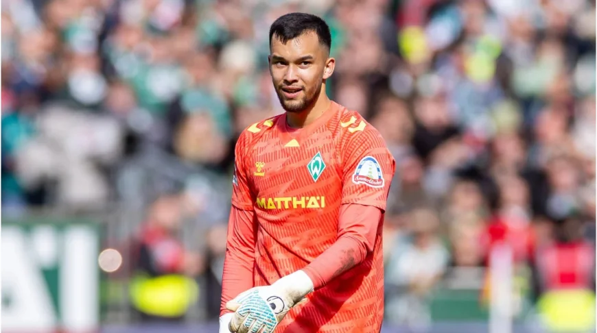 Karl Hein bleibt bei Werder nach Backhaus-Deal