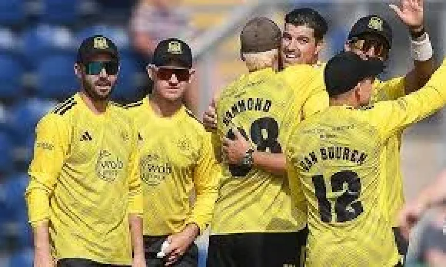 Lauren Parfitt's 86 sends Glamorgan Cricket to 65-run win