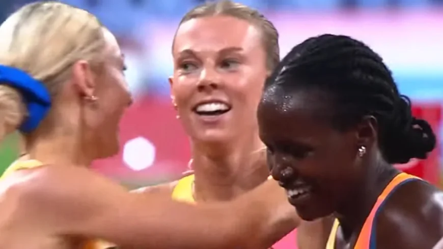 Abbey Caldwell surges to third in Shanghai after 300-metre move
