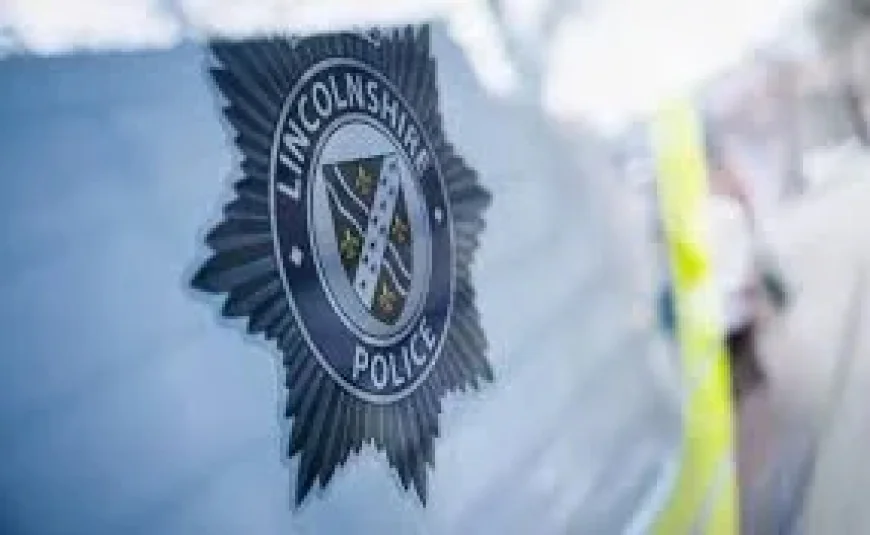 Police search for 15-year-old missing at Swanholme Lakes