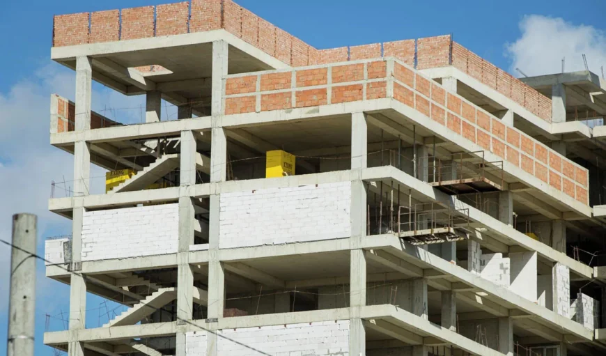 Moldova Construction Falls 27.6% as Non-Residential Work Slumps