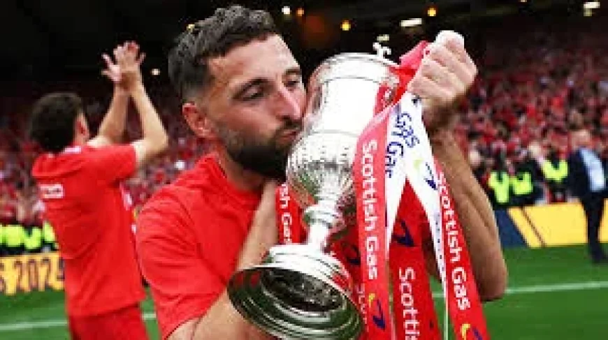 Graeme Shinnie to Leave Aberdeen After 344 Appearances