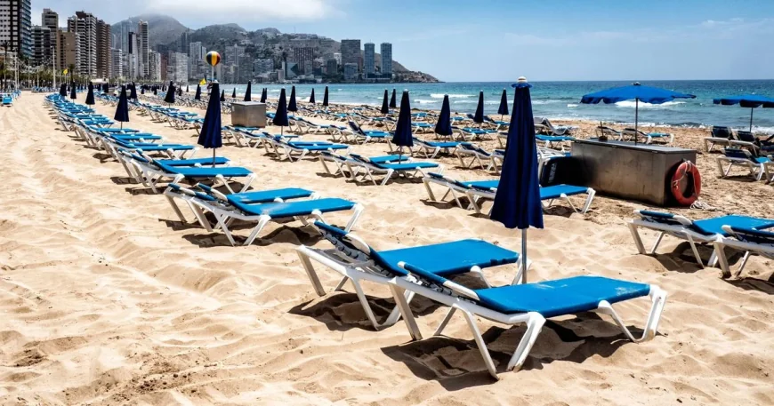 Harry Tokky Highlights €6 Benidorm Sunbed Charge