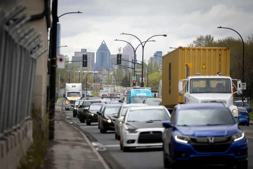 SPVM rouvre partiellement Notre-Dame après délit de fuite à Montréal — Noovo Info