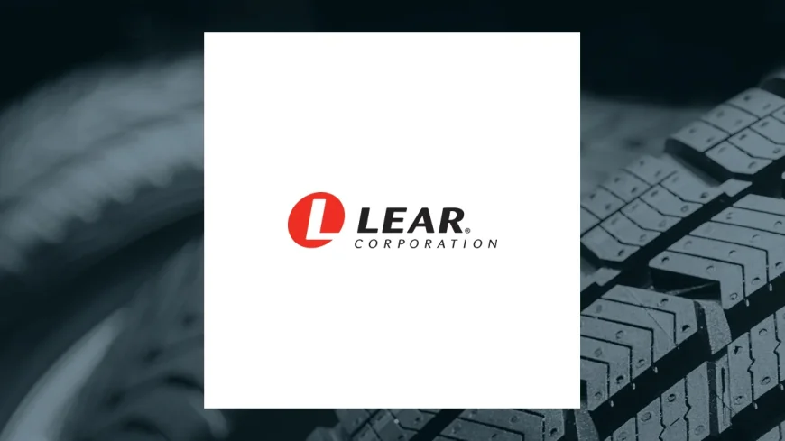 15 analysts rate Lear Hold as target averages $140.54