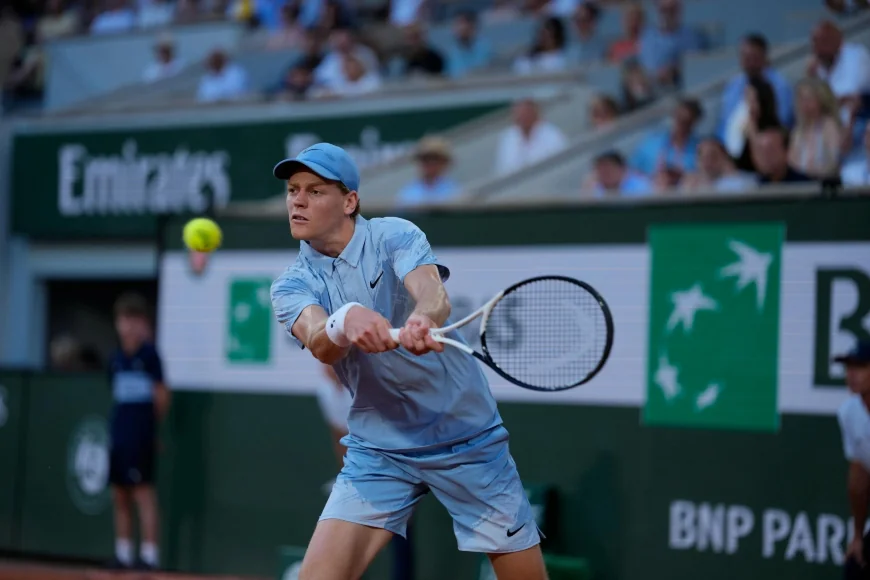 Medvedev Falls in Five Sets on Day Three — 2026 French Open