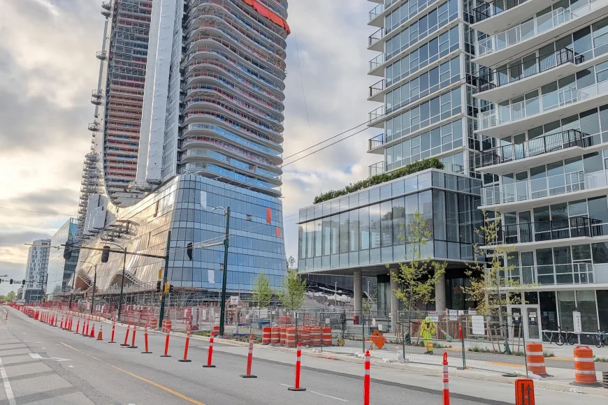 Oakridge Park Opens May 28 With 650,000 Sq. Ft. — Oakridge Mall Opening