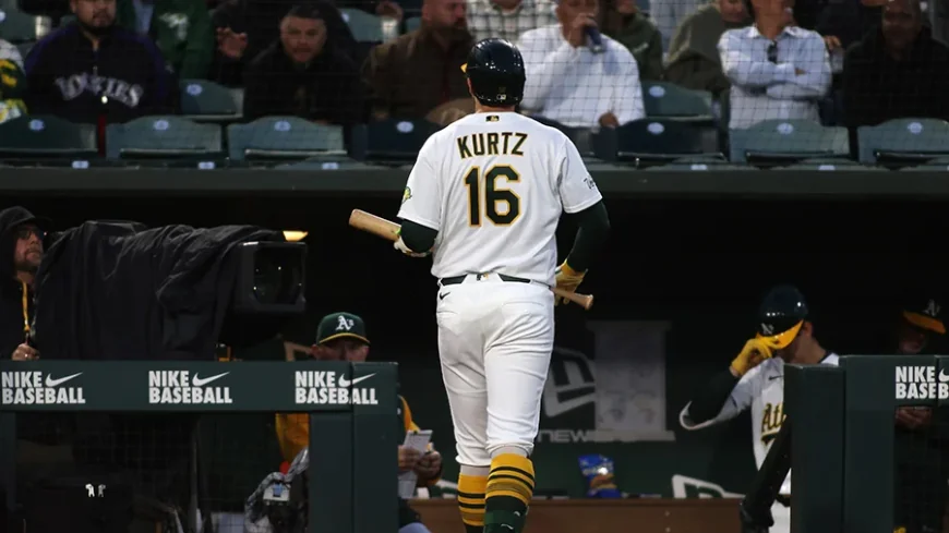Mark Mcgwire Tied As Nick Kurtz's 48-Game Streak Ends