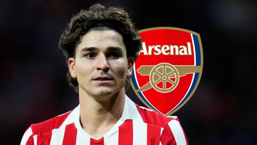Arsenal Ready Aggressive Move for Julian Alvarez Barcelona Meeting