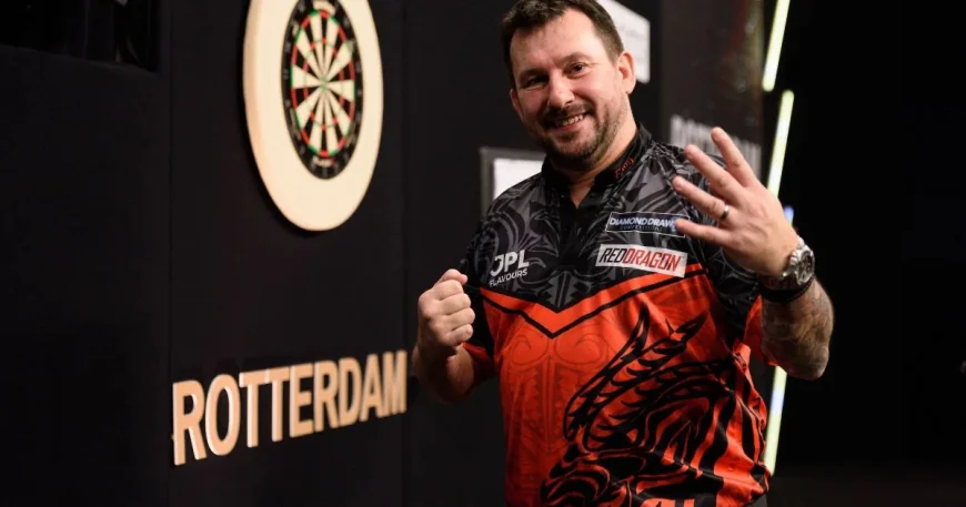 Johnny Clayton Targets £350,000 Prize After Top-Four Surge