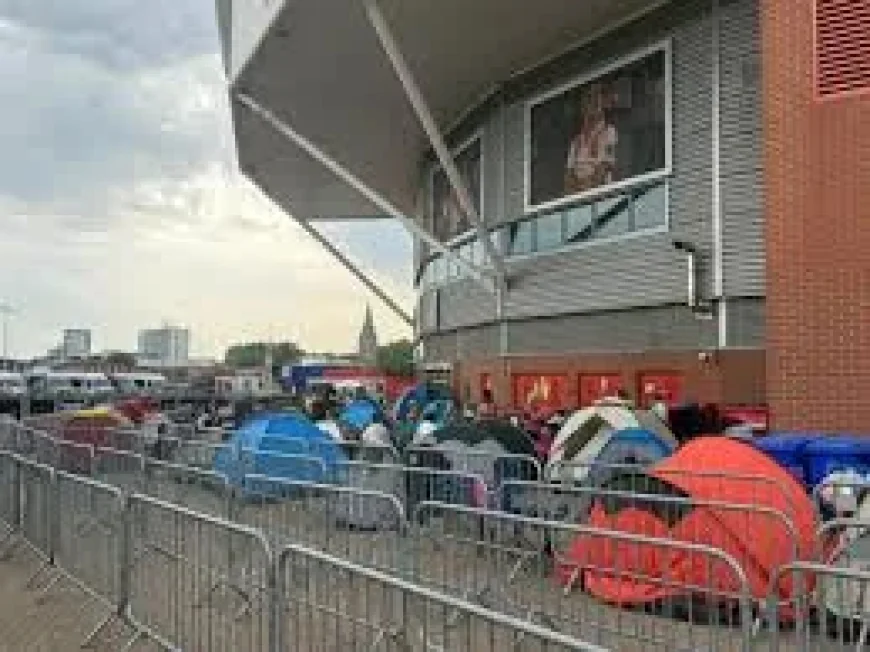 Melanie Parker Returns for Take That Southampton Circus Tour Opening