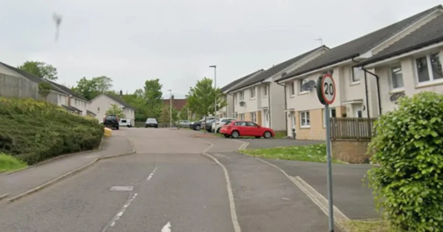 30 homes evacuated in Clackmannanshire's Dunmoss View after ground movement