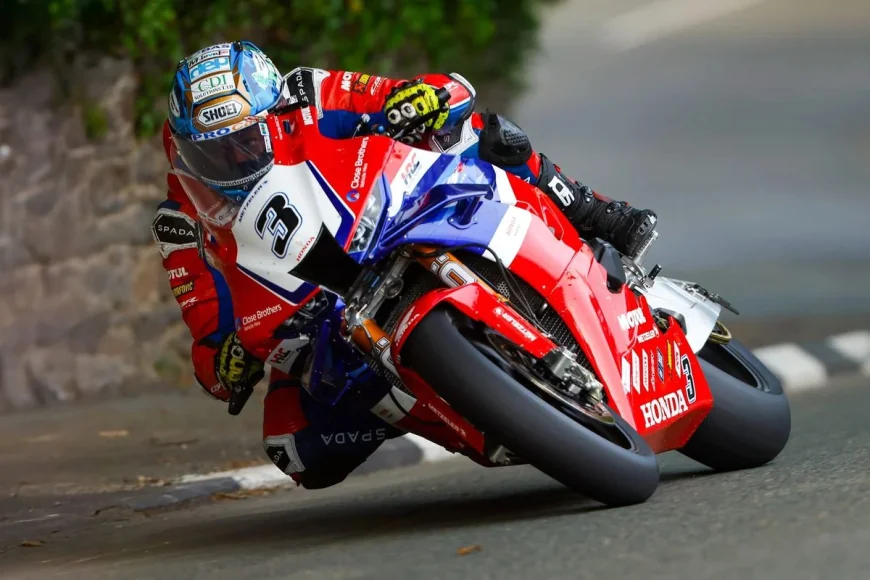 John Mcguinness Opens With 133.925mph Lap at Isle of Man TT