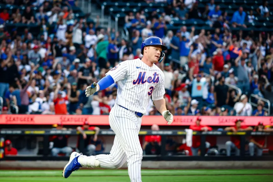 Jared Young Exit, Eric Wagaman Opens Queens With 415-Foot Blast