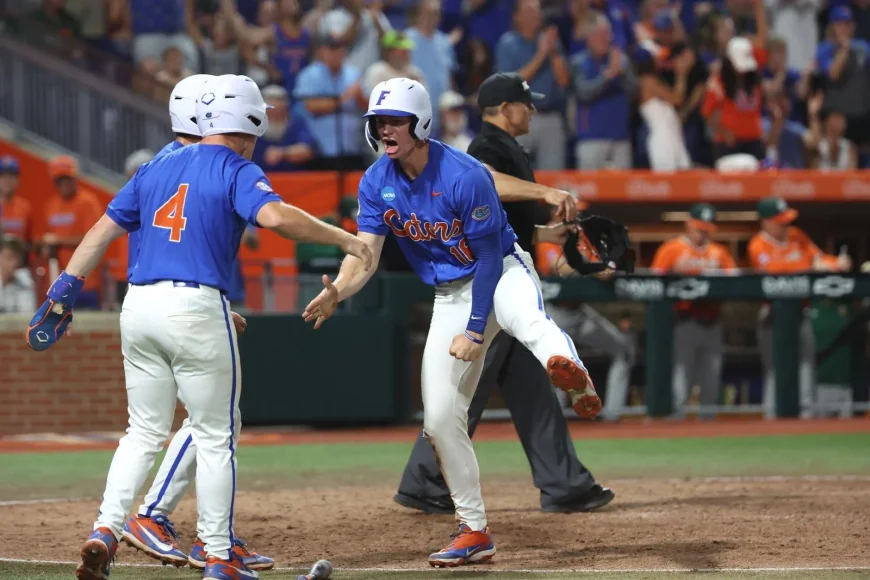 Florida Lifts 22-10 Win With Five Eighth-Inning Homers — Miami Hurricanes Baseball