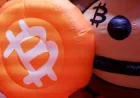 Bitcoin Slides Below $63,000 as Crypto News Selloff Deepens