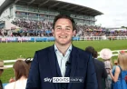 Kevin Blake Backs Thundering On for The Oaks at 4:00