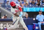 David Popkins Ejected in Fourth as Blue Jays Fall to Phillies