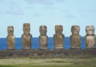 Terry Hunt Finds First Moai in Rapa Nui Lakebed