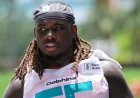 Aaron Brewer Lands 3-Year, $52.5 Million Dolphins Extension