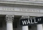 S&p 500 Index Premium Hits 100-Year High as Earnings Surge