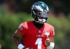Jalen Hurts Faces 2027 Pressure as Eagles Keep QB Options Open