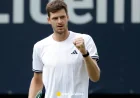 Hubert Hurkacz Faces Rublow at 13:30 in Halle